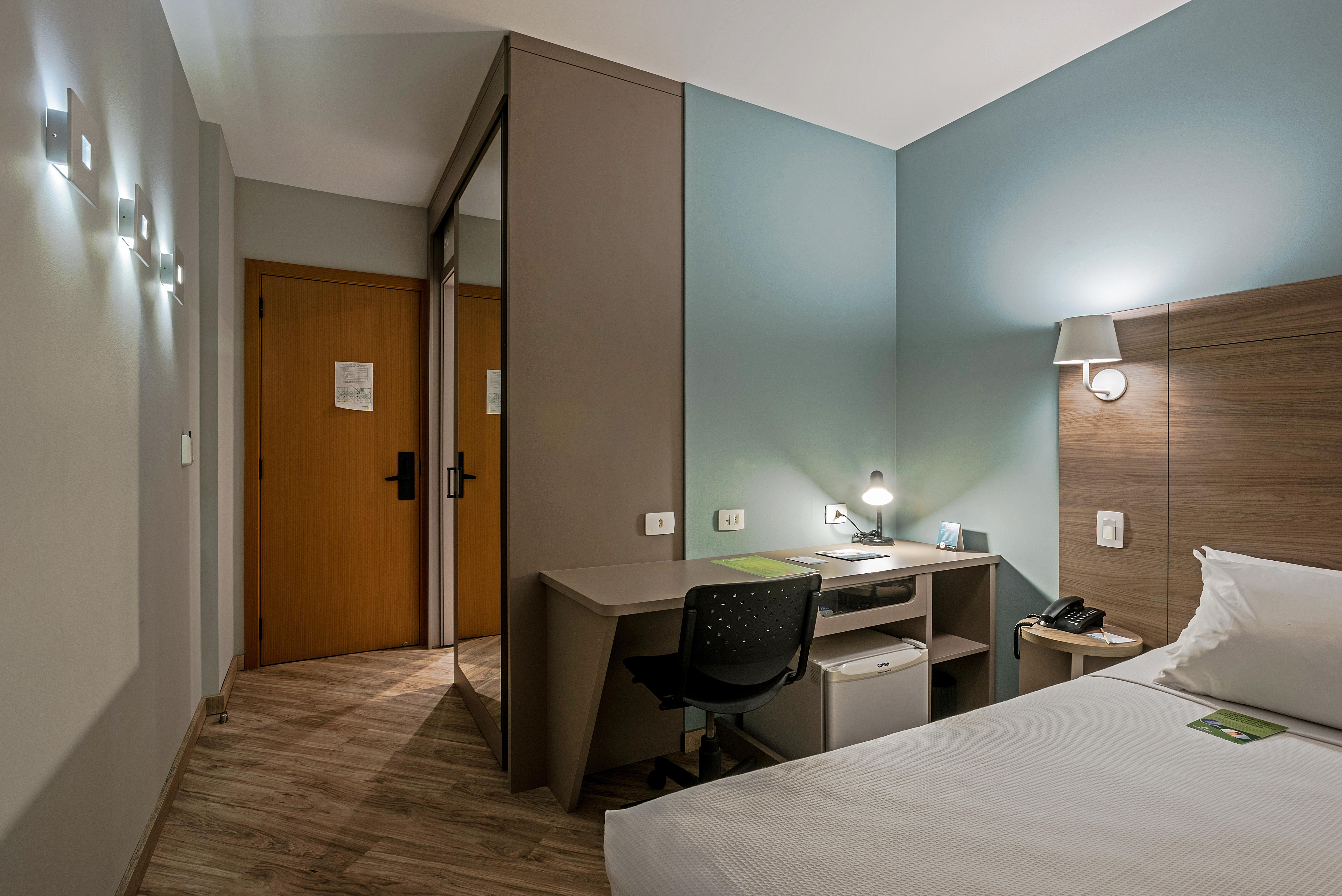 Slim Curitiba Alto Da XV酒店 外观 照片