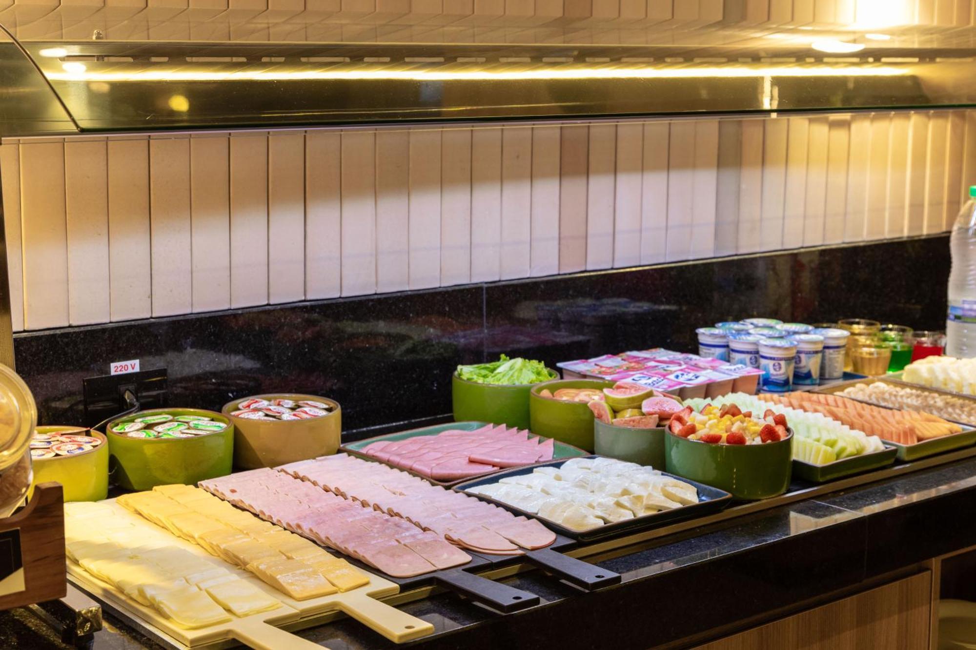 Slim Curitiba Alto Da XV酒店 外观 照片
