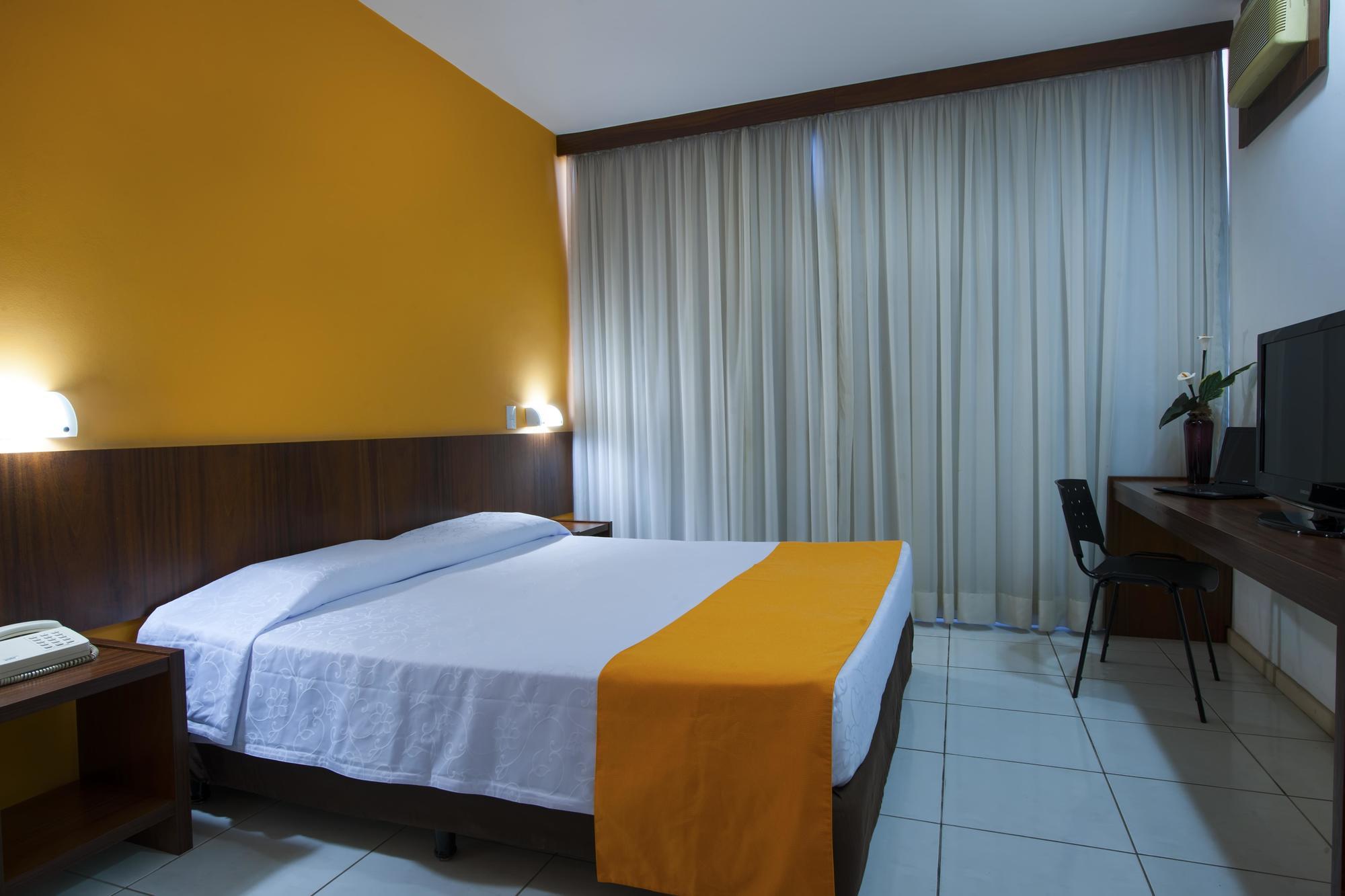 Slim Curitiba Alto Da XV酒店 外观 照片